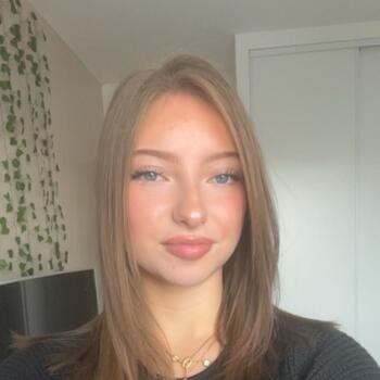 Baby-sitter Oingt: Giovana