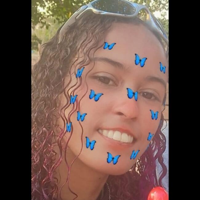 Babysitter in Cuiabá: Lili