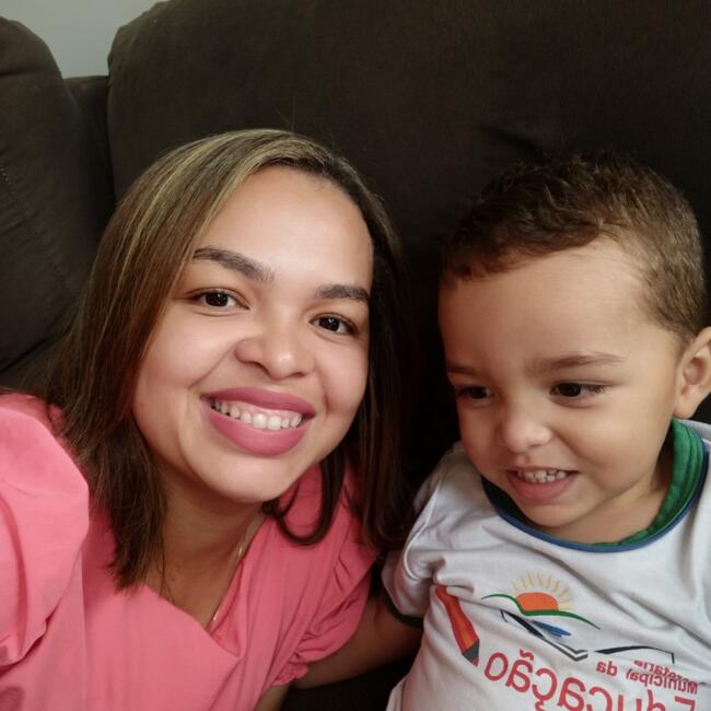 Babysitting job in Itumbiara: Lauryane