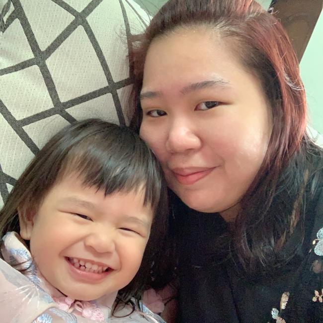 位于新加坡的临时保姆: Evon