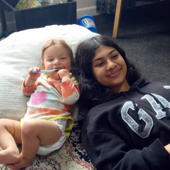 Babysitter in Hamilton: Dorsa