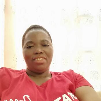 Babysitter Cape Town: Esinath