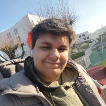 Babysitter in Reims: Natsu