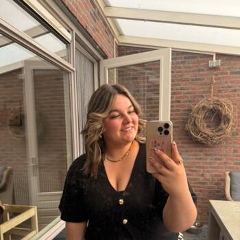 Babysitter in Zetten: Daphne