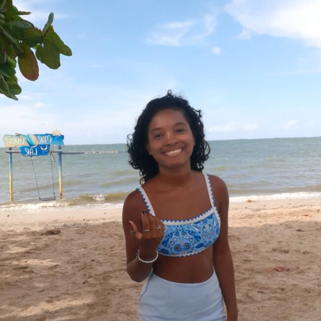 Babá em Cabo Frio: Camilla