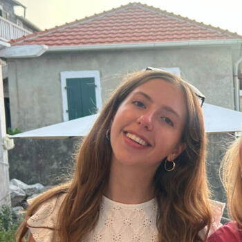 Babysitter Schilde: Nina