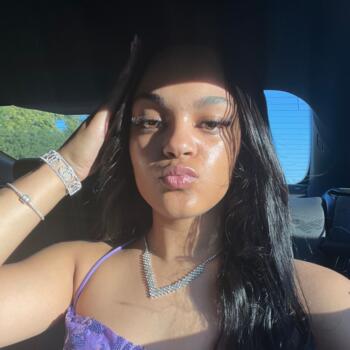 Babysitter in Kansas City: Jayla