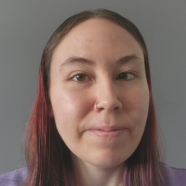 Baby-sitter in Edmonton: Hailey