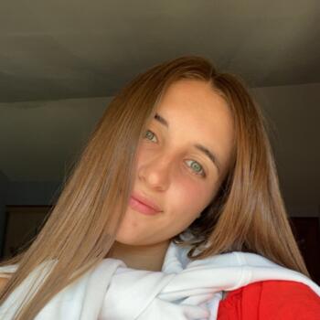 Baby-sitter in Anglet: Amandine