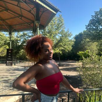 Babysitter in Marseille: Melanie