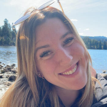 Baby-sitter in Cowichan Bay: Jada