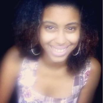 Trabalho de babysitting Almada: Trabalho de babysitting Tânia