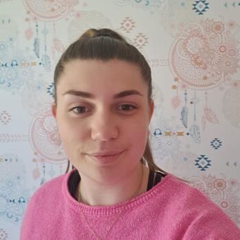 Baby-sitter Lormont: Elena