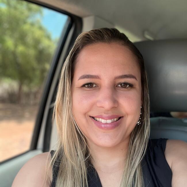 Babá em Fortaleza: Nayra