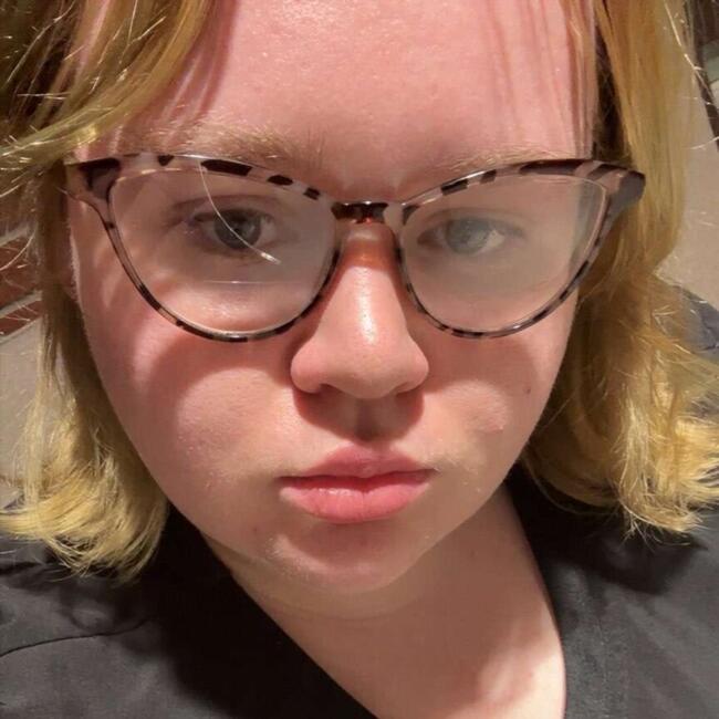 Babysitter in Indianapolis: Nevaeh