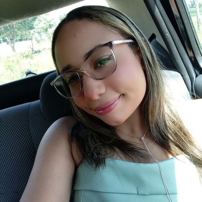 Babysitter in Salgado: Maria