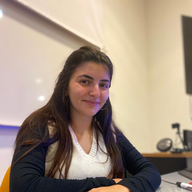 Babysitter in Forlì: Kaendra