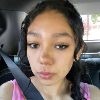 Babysitter in Lawndale (California): Amilia