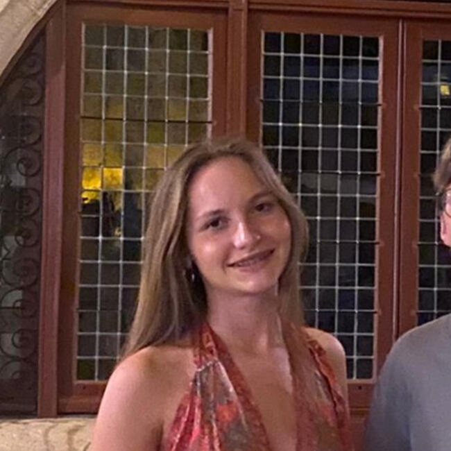 Babysitter in Douai: Noélie