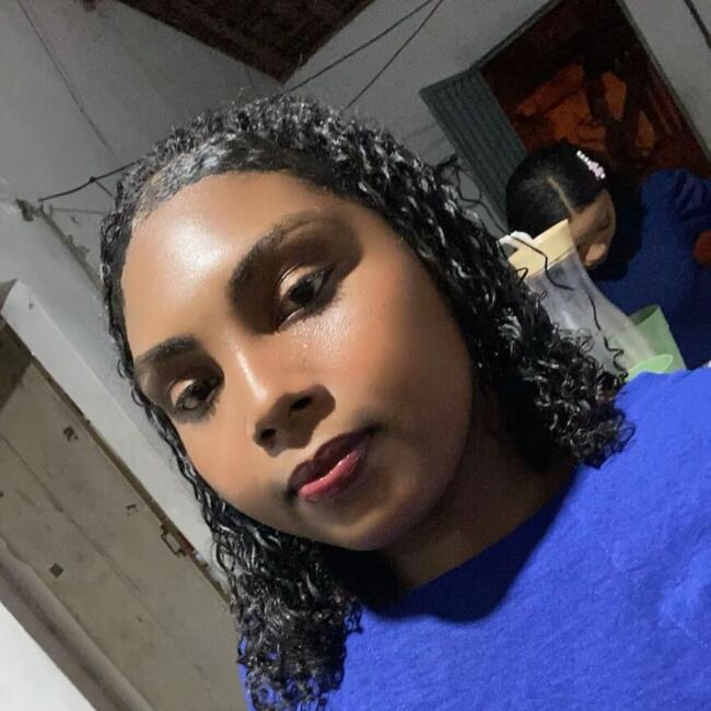 Babysitter in Imperatriz: Vanessa