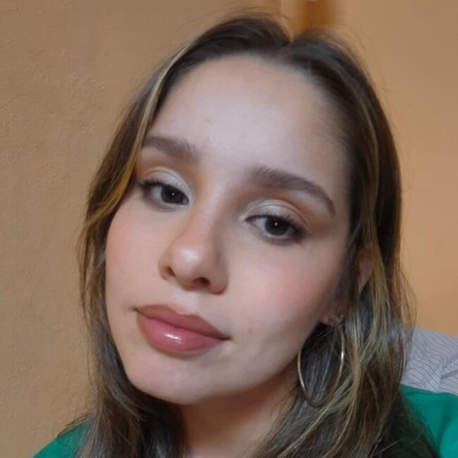 Babysitter in Luque: Celeste