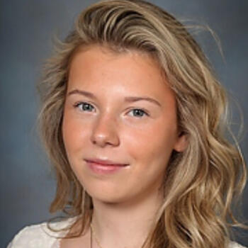 Babysitter in Täby: Agnes