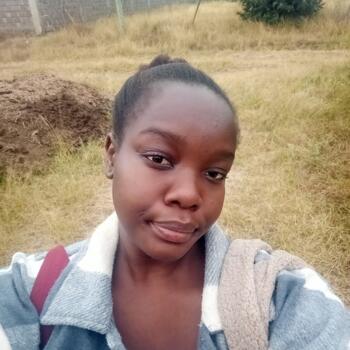 Nanny in Nairobi: Davine