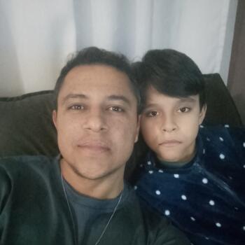 Emprego de babá em Tubarão: emprego de babá Júnior