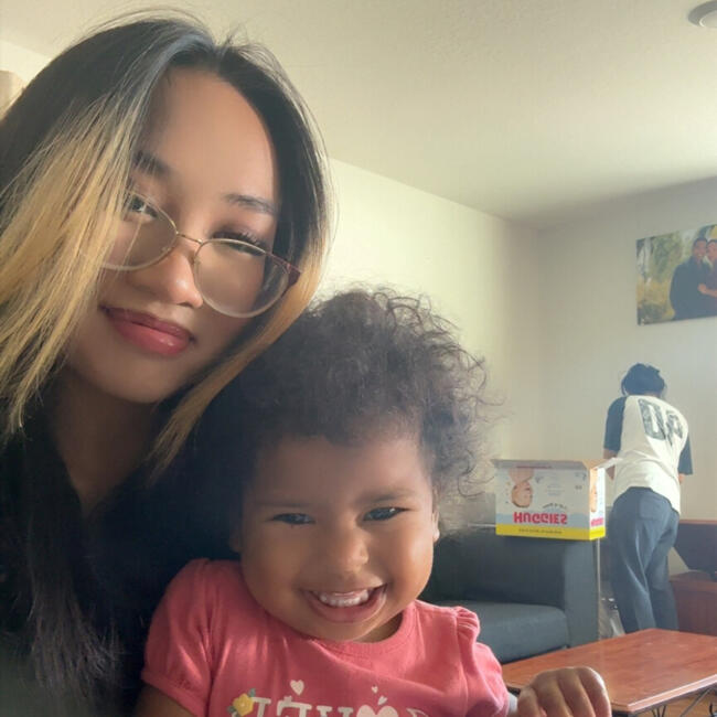 Babysitter in Long Pond (Pennsylvania): Akira
