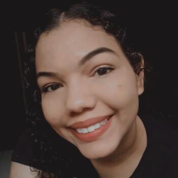 Babysitter Caratinga: Raiane