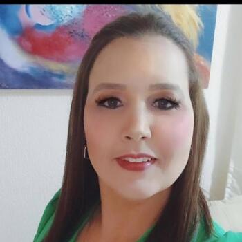 Babysitter in São José dos Campos: Lucelia