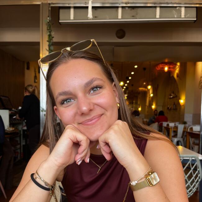Babysitter in Gusen: Elena