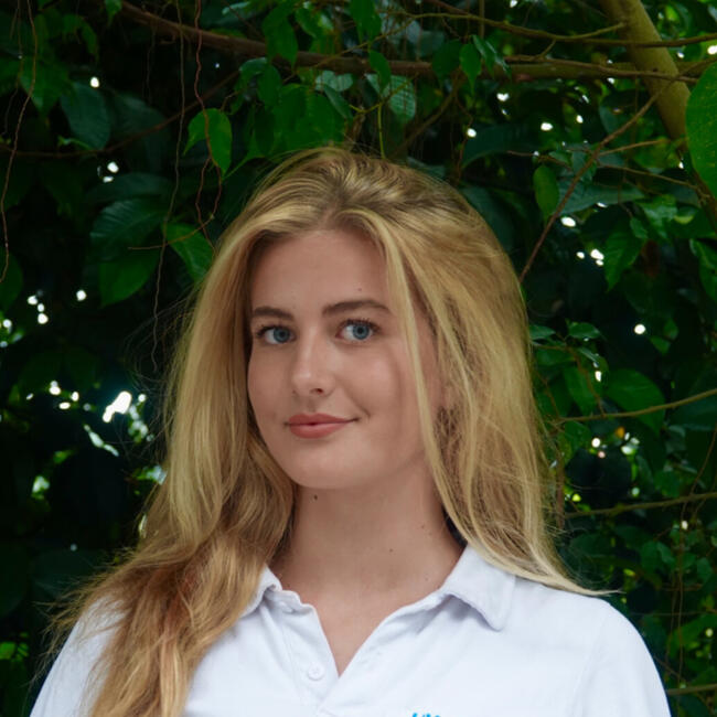 位于新加坡的全职保姆: Sam