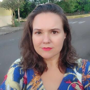 Emprego de babá em Pompéia: emprego de babá Dani