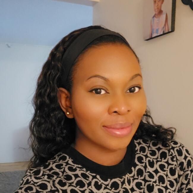 Job de garde d'enfants à Ottawa: Stella