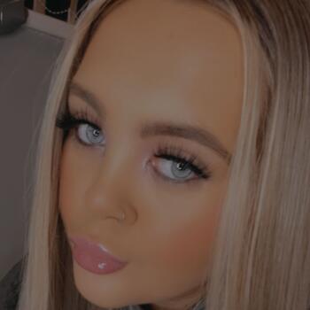 Babysitter in Brisbane: Charlotte