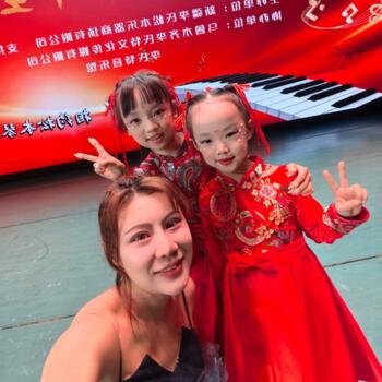 Babysitter in Maastricht: Jiayi li