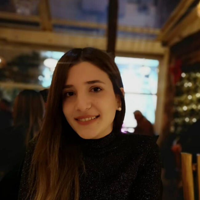 Babysitter in Athens: ΠΑΡΑΣΚΕΥΗ