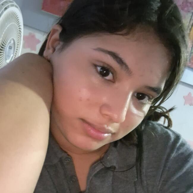 Canguro en Pineda: Camila