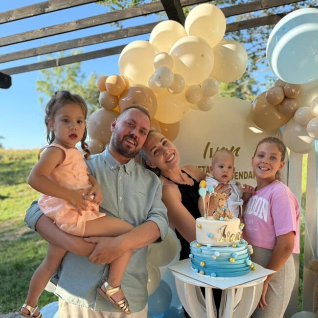 Babysitting job in Sarajevo: Ena