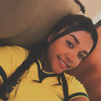 Babysitter Brasília: Ana Paula