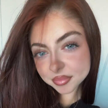 Babysitter in Le Perreux-sur-Marne: Aeryne