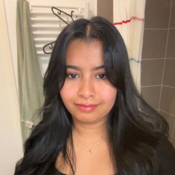 Babysitter in Ségny: Shierly