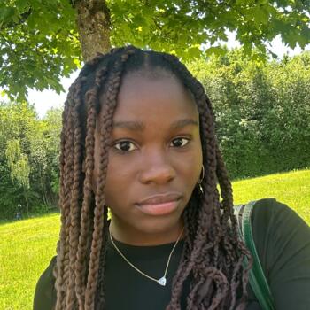 Babysitter in Differdange: Marie