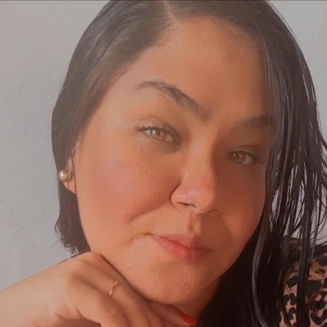 Babysitter in Fortaleza: Larissa