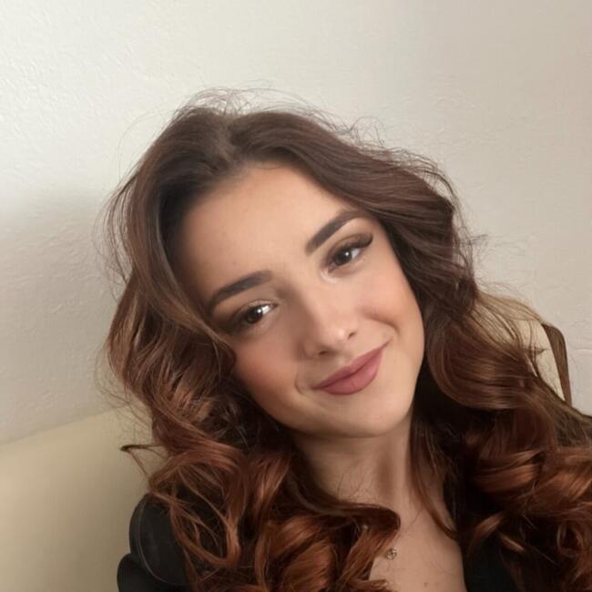 Babysitter in Brno: Natálie