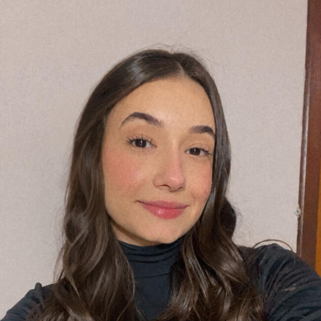 Babá em Blumenau: Leticia Rafaela