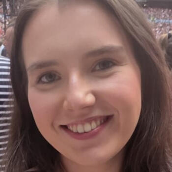 Babysitter Swansea: Millie