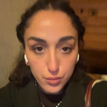 Baby-sitter Lyon: Camelia