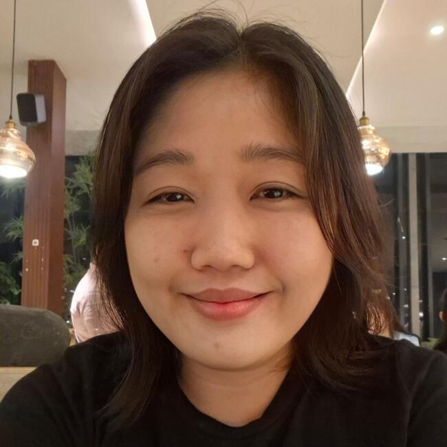 Lowongan pekerjaan babysitting di Jakarta: Vini